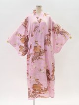 Photo: Silk Chrysanthemum ＆ Crane "KIMONO" robe
